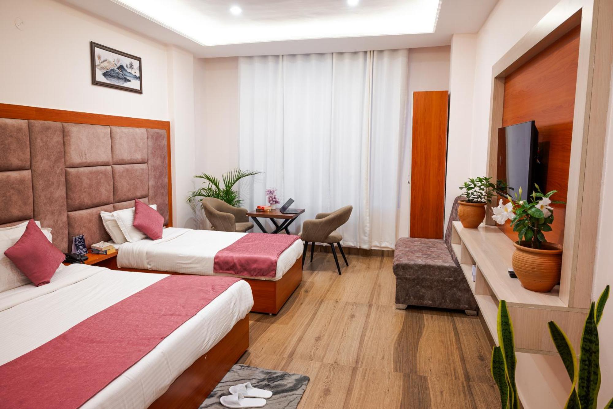 Hotel Sagar Residency - Best Mountain View Hotel In Pālampur Buitenkant foto