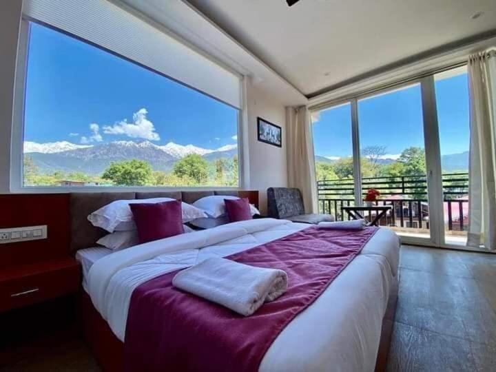 Hotel Sagar Residency - Best Mountain View Hotel In Pālampur Buitenkant foto